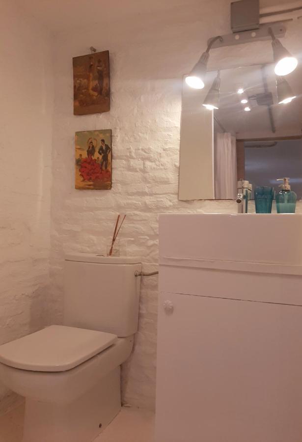 Downtown Loft In A 16Th Century Convent Leilighet Sevilla Eksteriør bilde